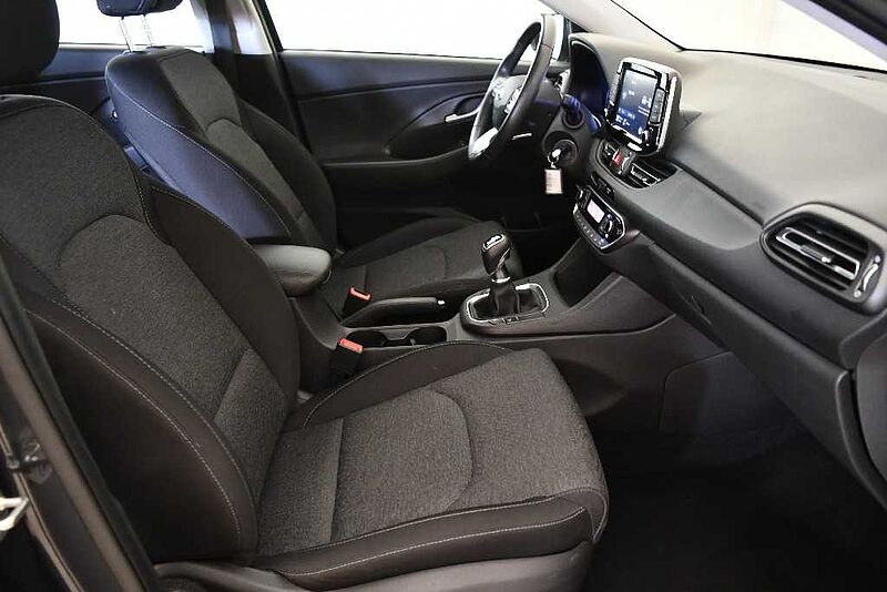 Hyundai i30 1.0 TGDI Klass LR 48V 120